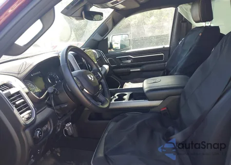 2024 Ram 1500 Laramie 4X4 5'7 Box из США, поврежденный, VIN 1C6SRFJT7RN165612